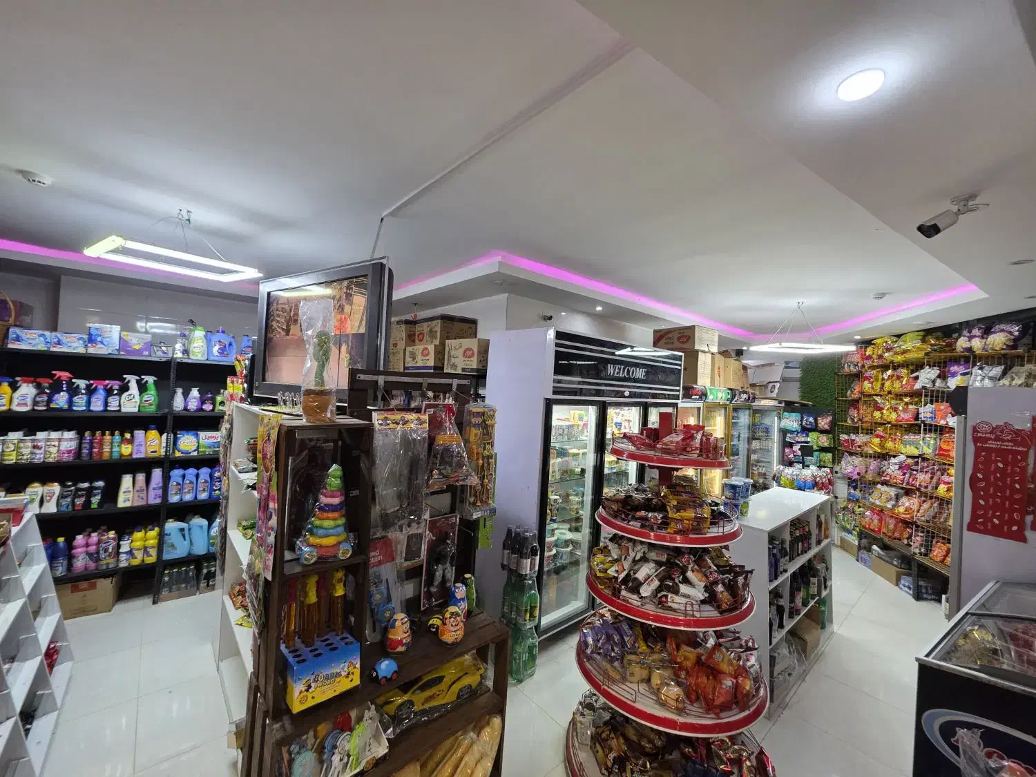 کار در سوپر مارکت|استخدام خدمات فروشگاه و رستوران|شاهین‌شهر, اقبال لاهوری|دیوار