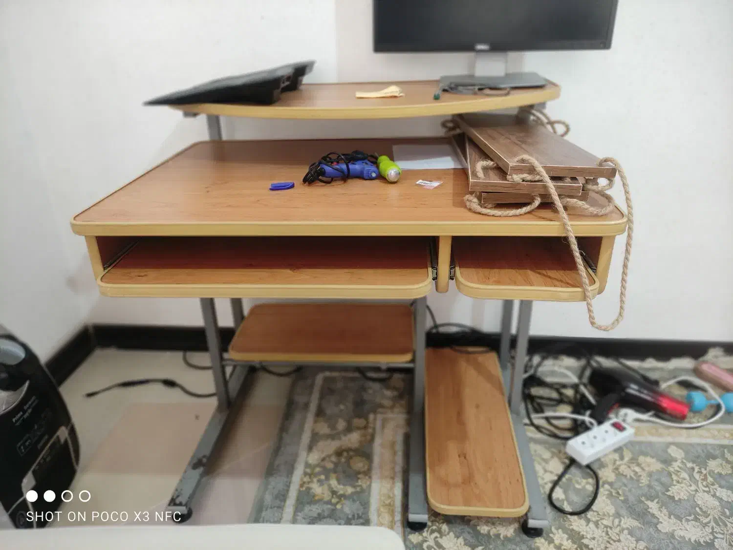 میز کامپیوتر و پمپ آب پاکستانی|میز تحریر و کامپیوتر|کنارک, |دیوار