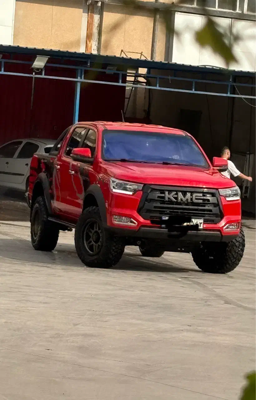 Kmc t8 لوازمی|خودرو سواری و وانت|شیراز, نیایش|دیوار