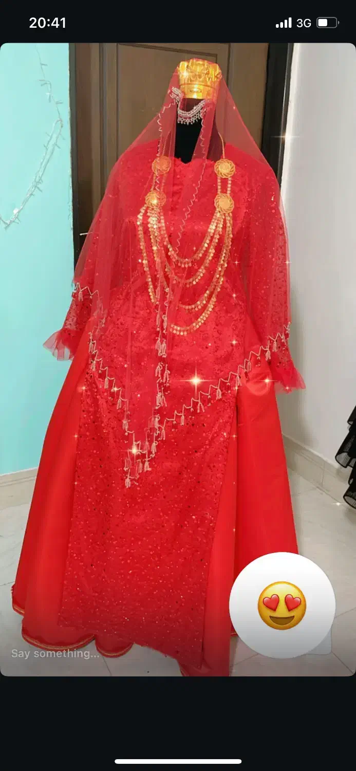 گالری لباس محلی سنجاق|لباس|صدرا-فارس, فاز ۱|دیوار