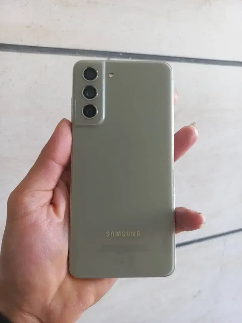 سامسونگ s21fe 5G در حده آک بدون ضربه|موبایل|پاکدشت, پاکدشت (مامازند)|دیوار