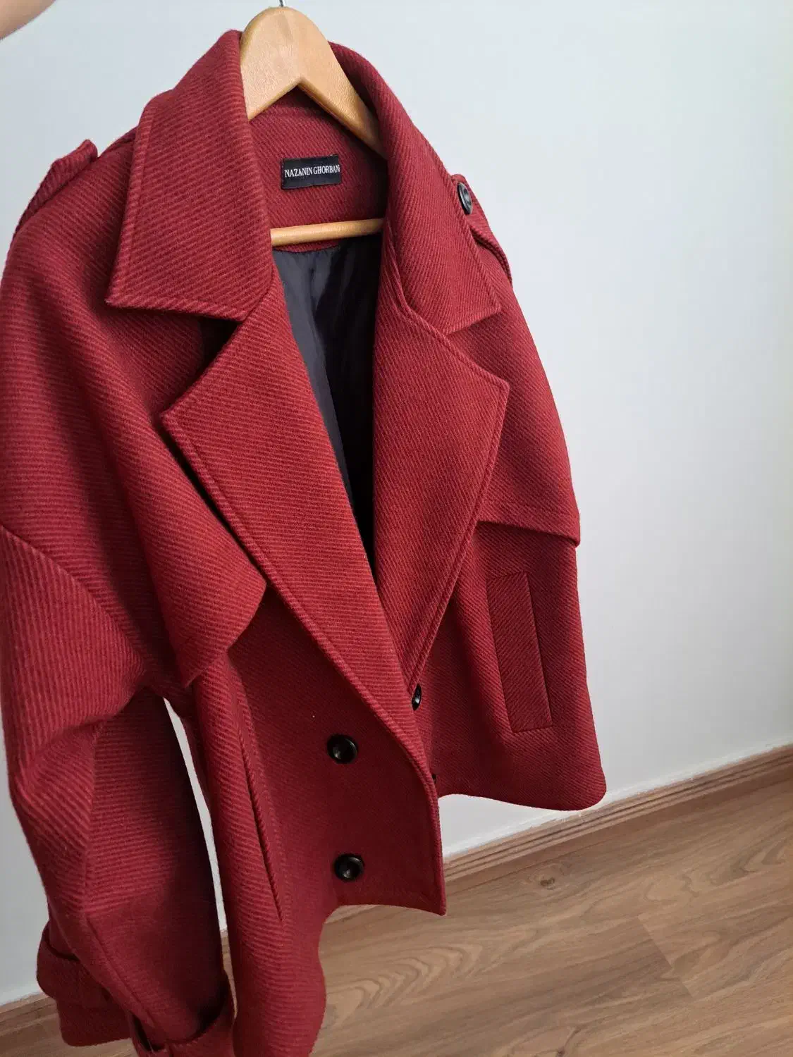 پ التو|لباس|اردبیل, |دیوار