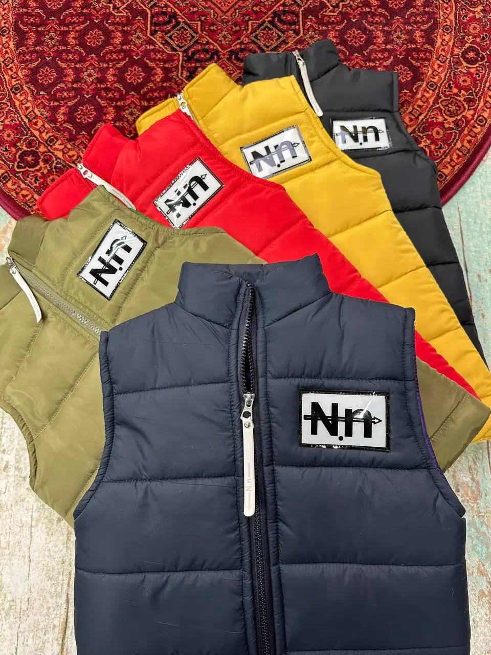 پافر بچه گانه گالری پوشاک مهراب|کفش و لباس بچه|کرمانشاه, |دیوار