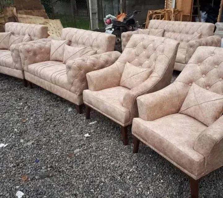 تعمیرات مبل پذیرفته میشود|خدمات پیشه و مهارت|اردبیل, |دیوار