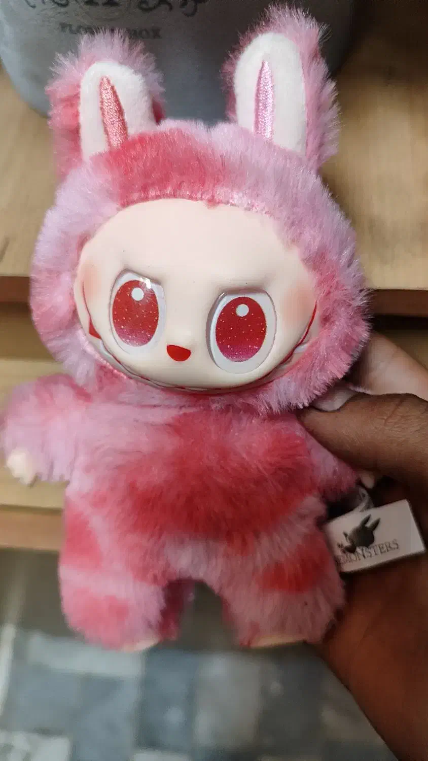 عروسک لبوبو|اسباب‌‌بازی|تبریز, |دیوار