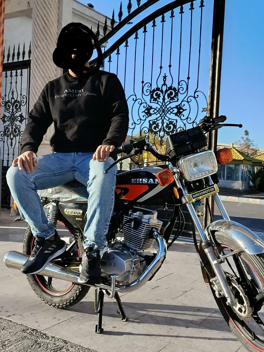 موتور 1403 200 احسان مشکی درحد خشک|موتورسیکلت|بیرجند, |دیوار