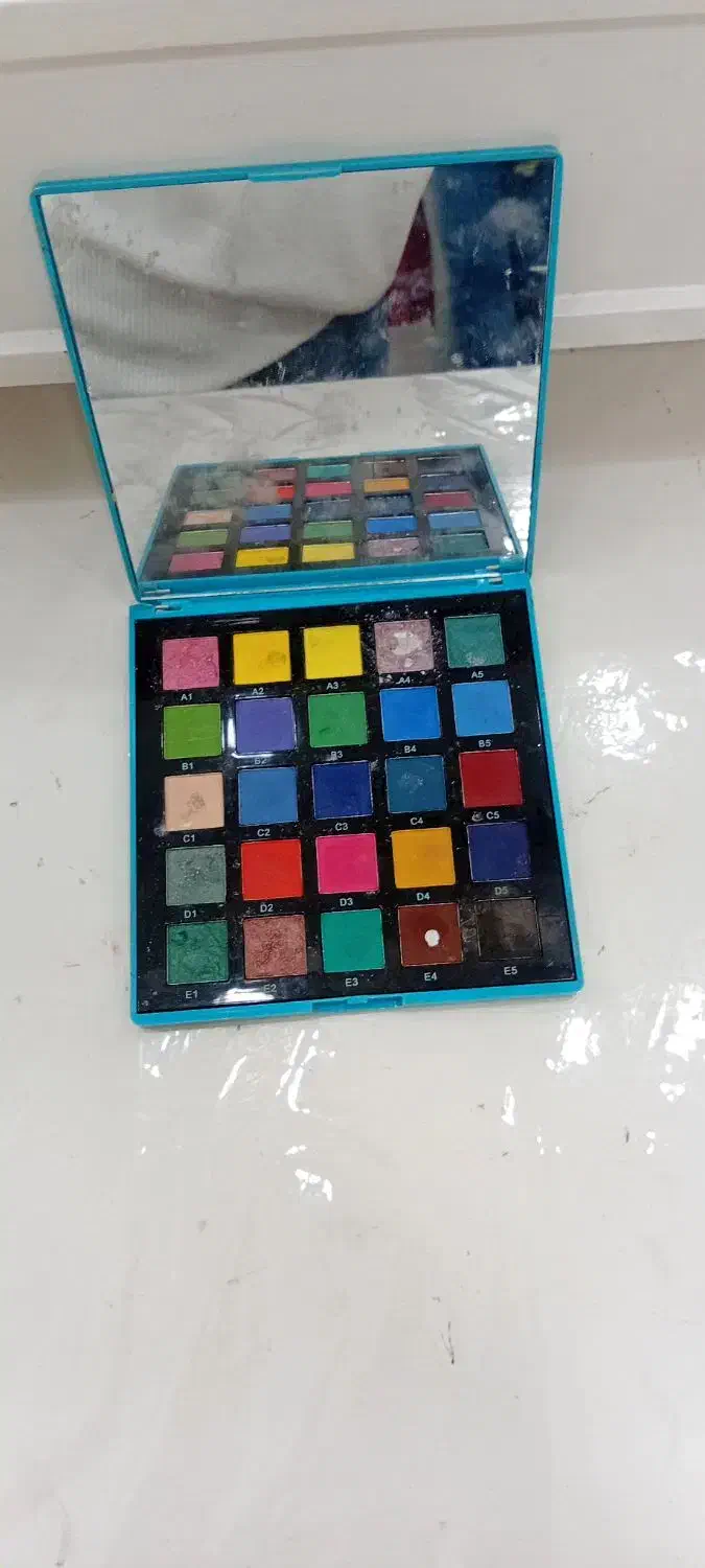 فروش لوازم آرایشی درحد|آرایشی، بهداشتی، درمانی|اندیشه, اندیشه فاز ۱|دیوار