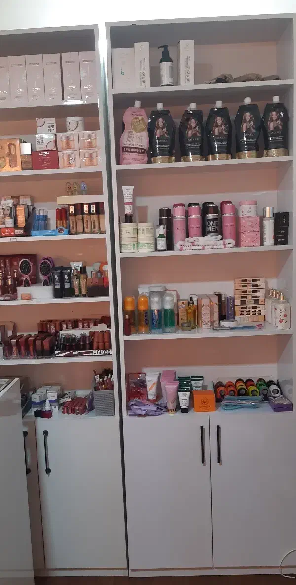 ۴ عدد کمد طبقه ای کاملا سالم|کتابخانه، شلف، قفسههای دیواری|قوچان, |دیوار