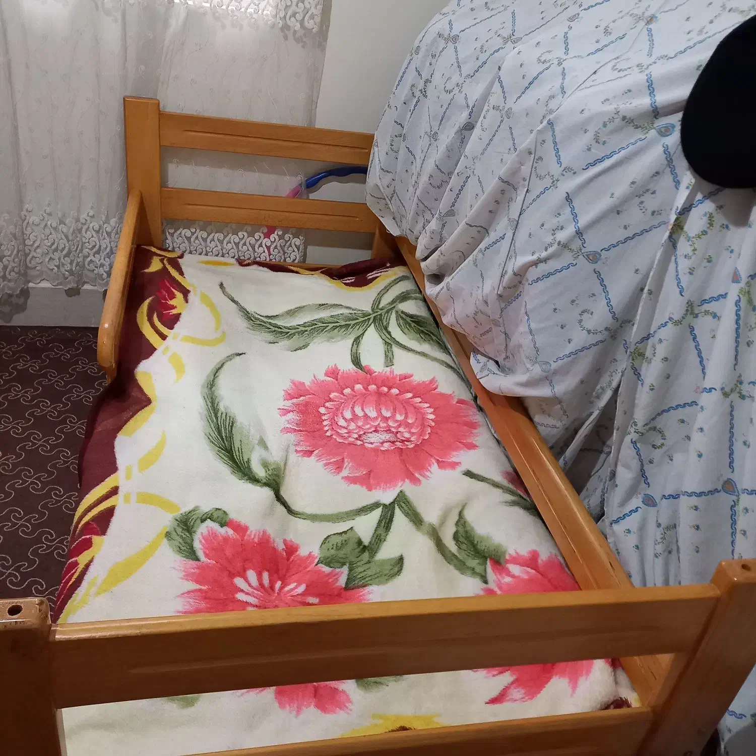 تخت خواب|تخت و سرویس خواب|مشکین‌دشت, |دیوار