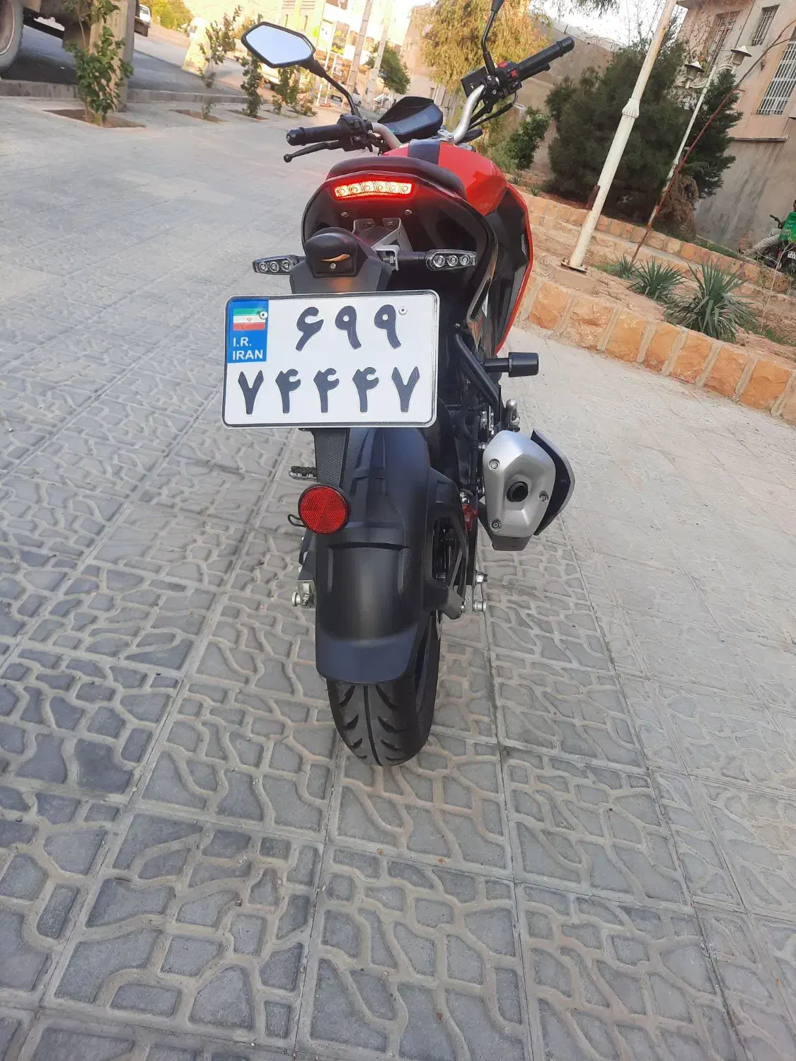 بنلی ۱۸۰s|موتورسیکلت|شیراز, نارنجستان|دیوار