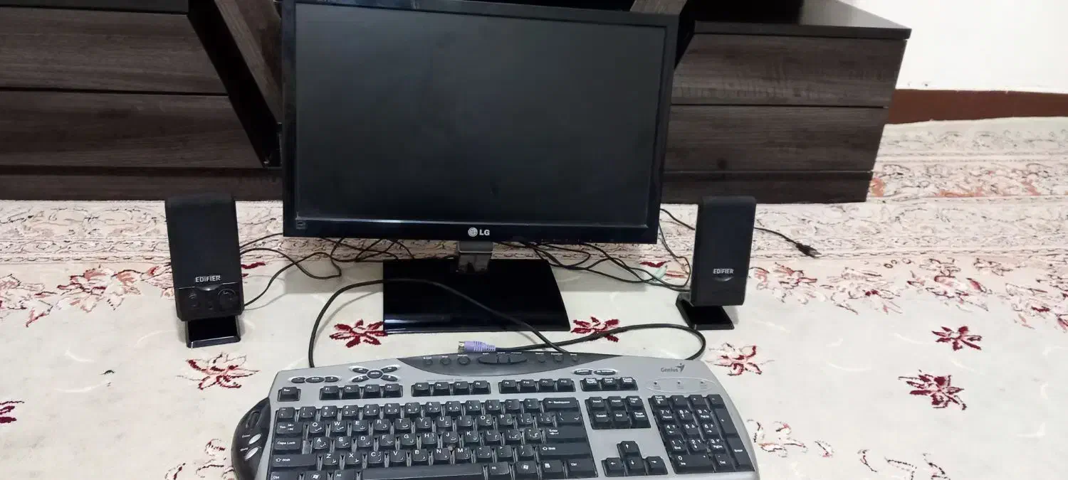 کیس وکی بورد ومانیتور|رایانه رومیزی|کارون, |دیوار