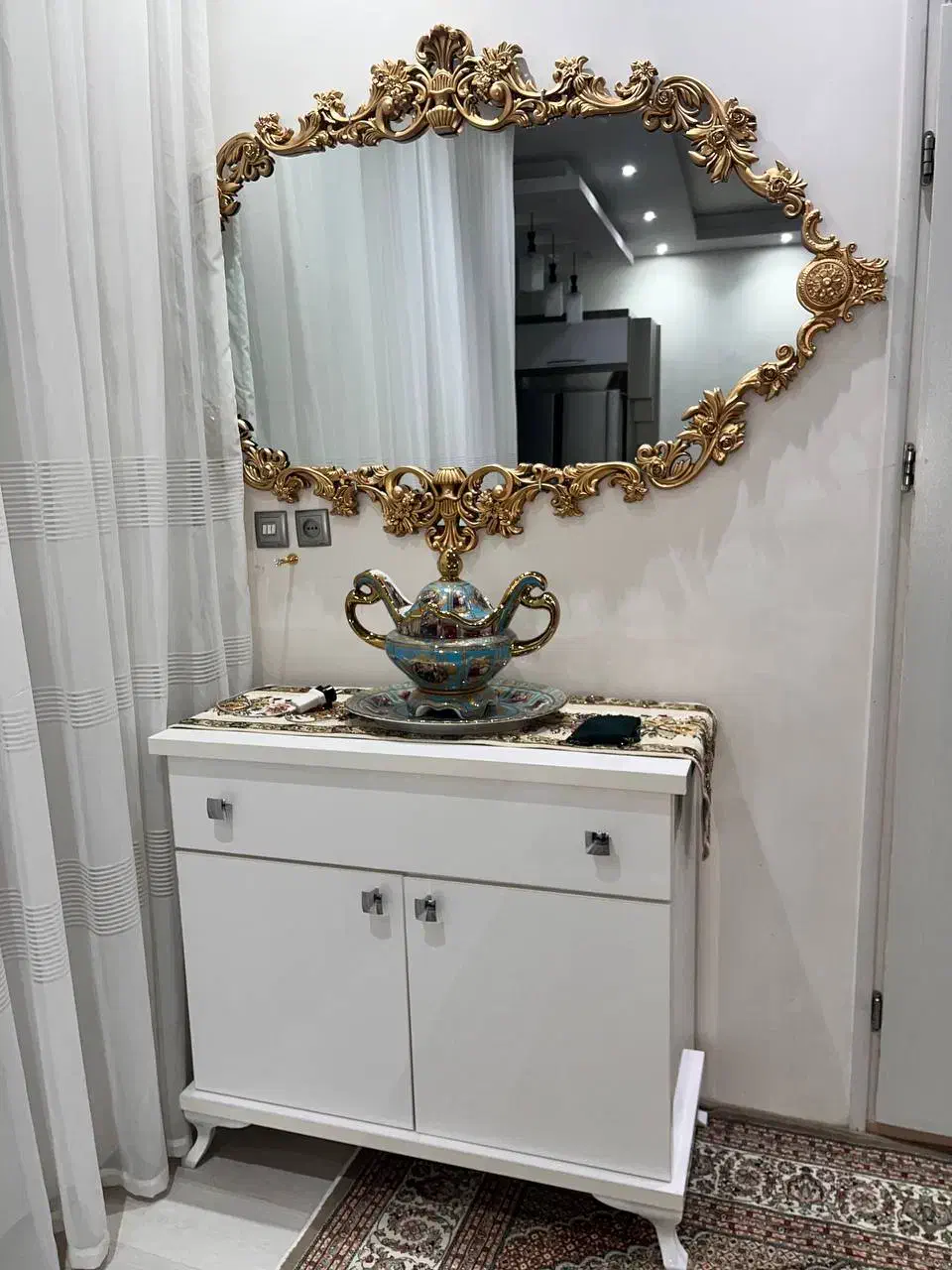 کنسول|بوفه، ویترین، کنسول|خوی, |دیوار