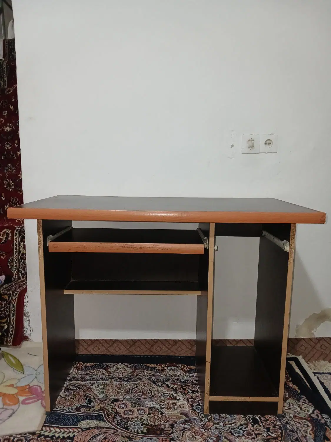 میز|میز تحریر و کامپیوتر|تنکابن, |دیوار