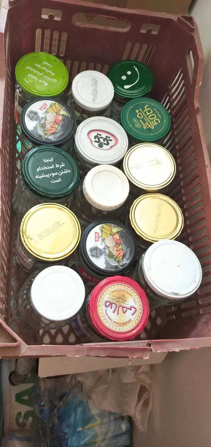 شیشه تمیز جهت استفاده رب، مربا عسل و تروشبجات|ظروف نگهدارنده، پلاستیکی، یک‌بارمصرف|نیشابور, شهرک قدس|دیوار