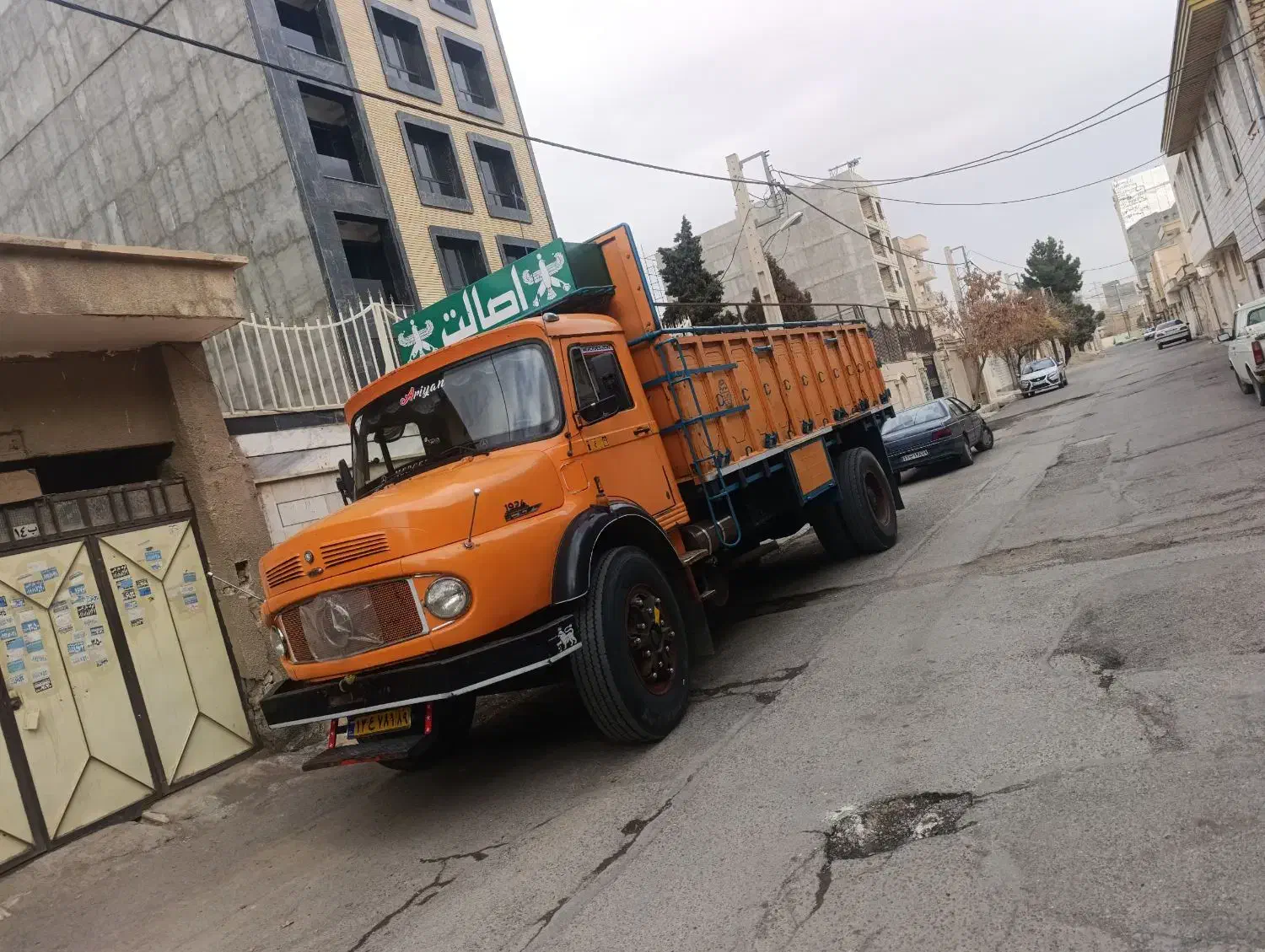 بنز تک باری مدل 81|خودرو سنگین|شال, |دیوار