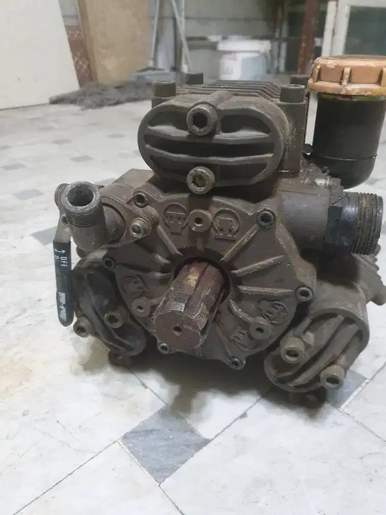 پمپ سمپاش ایتالیای اصل|ابزارآلات|تهران, بهداشت|دیوار