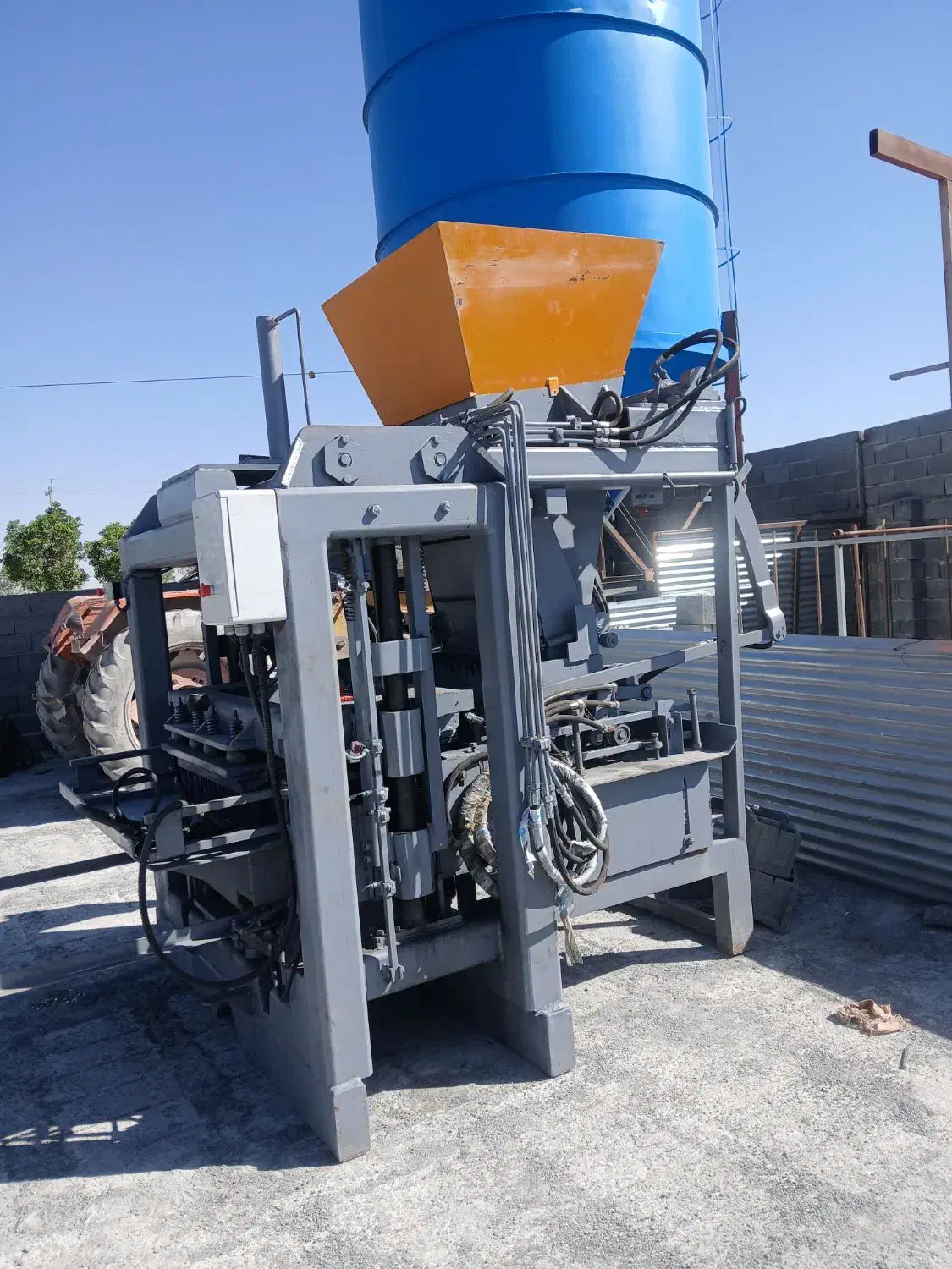 دستگاه بلوک زن ثابت|مصالح و تجهیزات ساختمان|رشت, آزادگان|دیوار