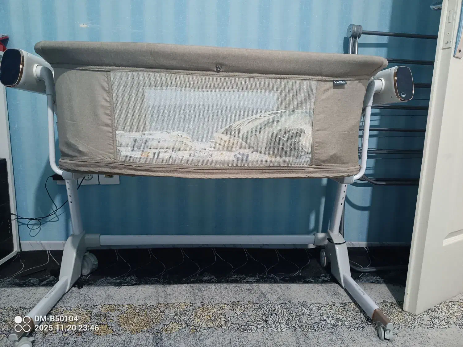 گهواره برقی دیجیتال کیدلو|تخت و صندلی بچه|رباطکریم, مسکن مهر آبشناسان|دیوار