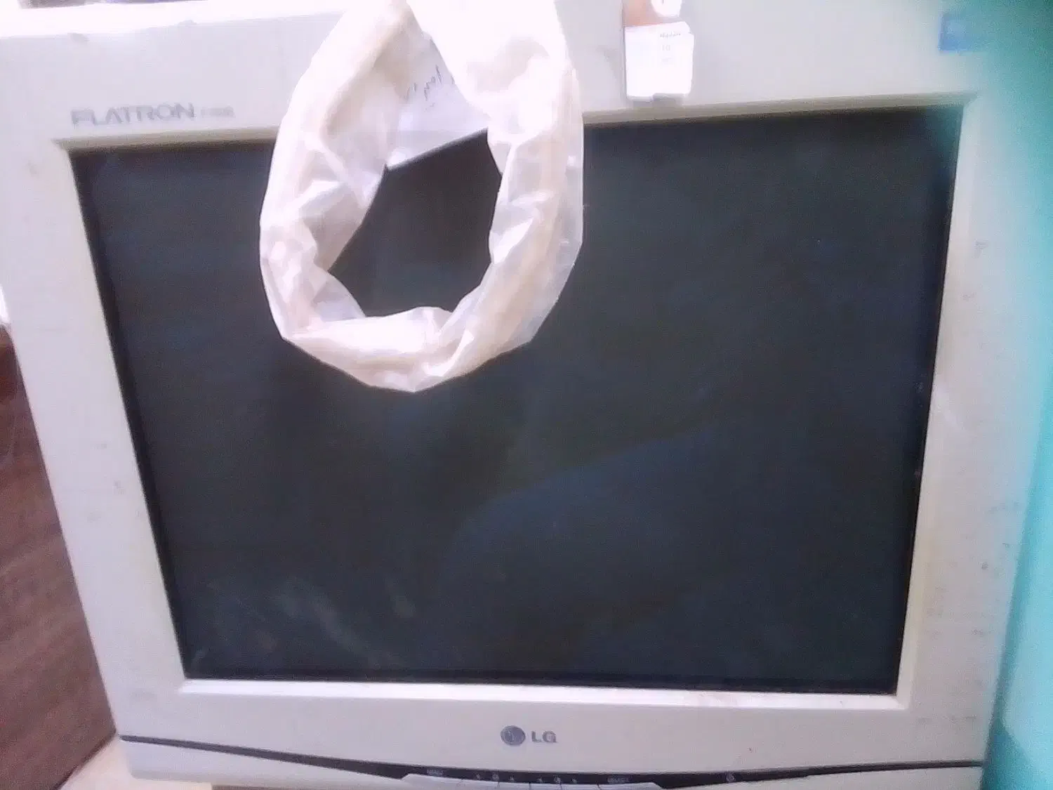 دو عدد نمایشگر|قطعات و لوازم جانبی رایانه|لاهیجان, طالقانی|دیوار