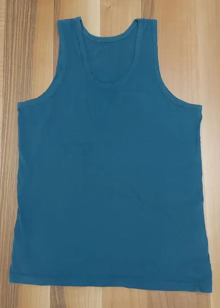 انواع لباسهای خارجی|لباس|فردیس, فردیس|دیوار