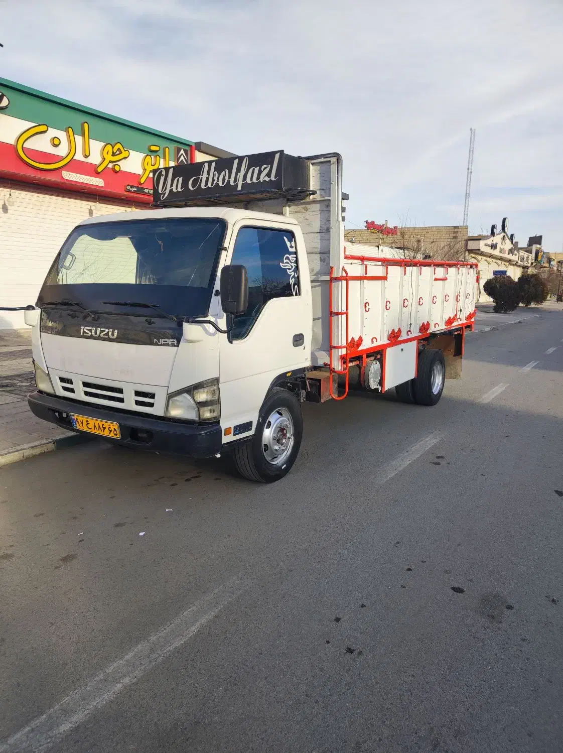 ایسوزو شش تن|خودرو سنگین|یزد, |دیوار