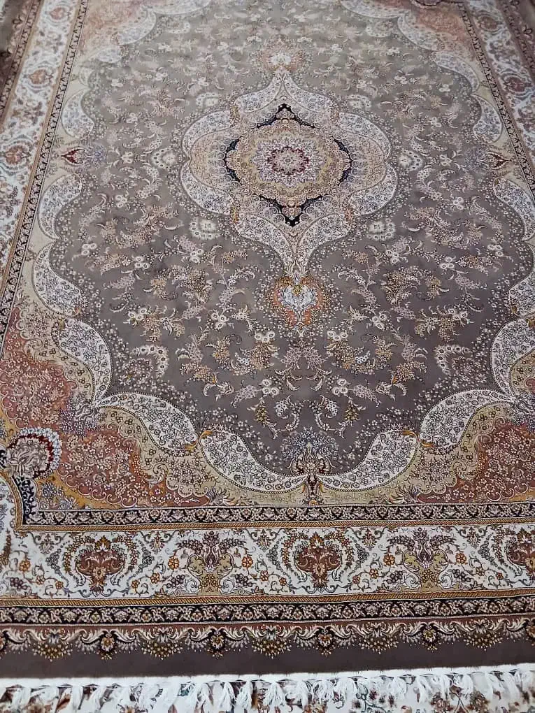 فرش|فرش|کرج, اصفهانیها|دیوار