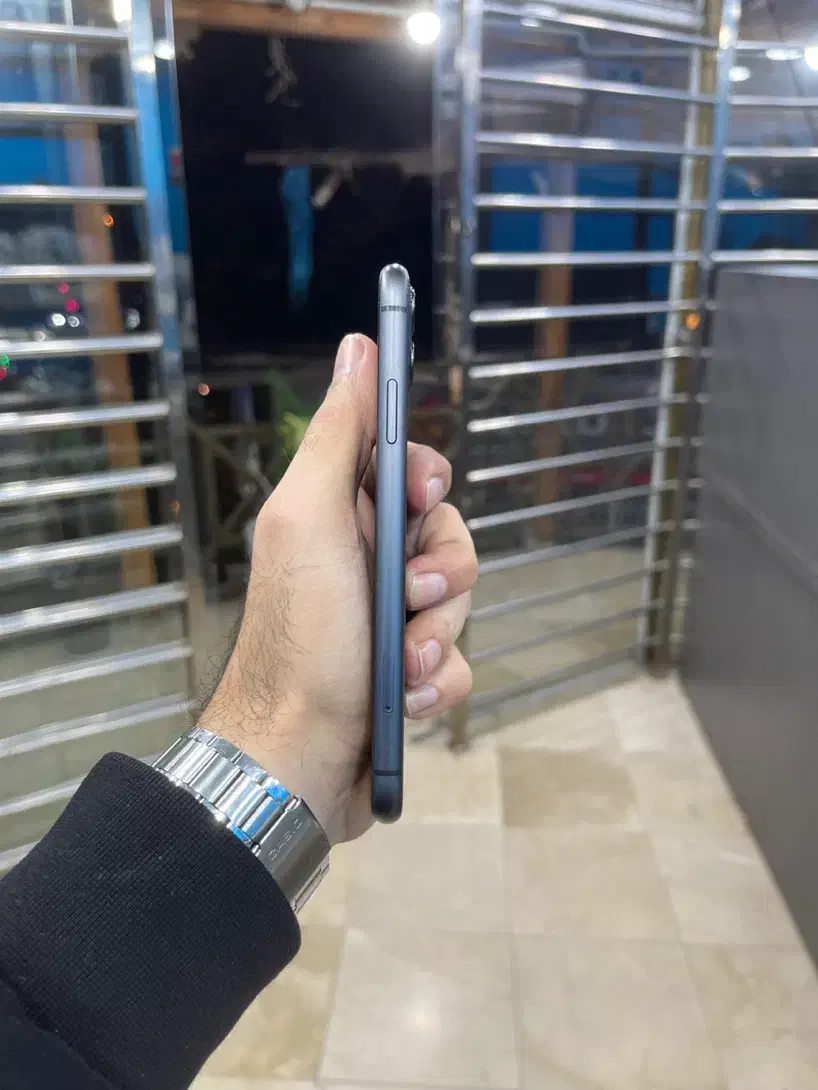 ایفون ۱۱ ۱۲۸ پلمپ|موبایل|ساری, |دیوار