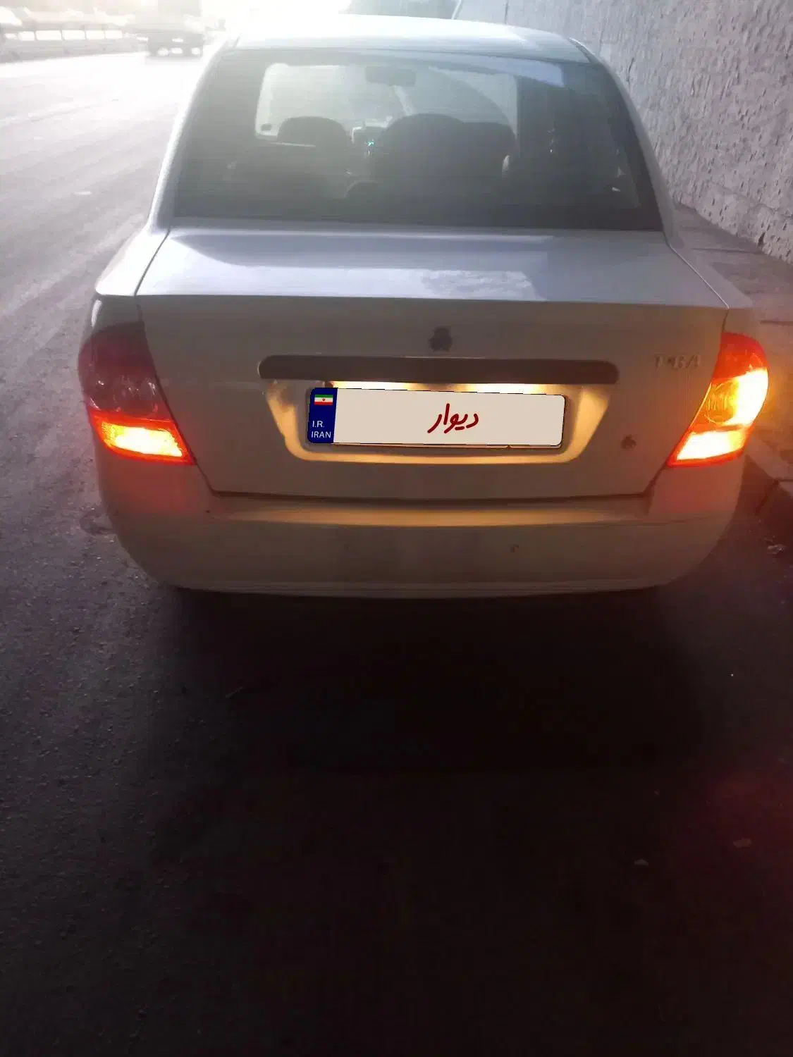 تیبا صندوقدار بی رنگ|خودرو سواری و وانت|تهران, لویزان|دیوار