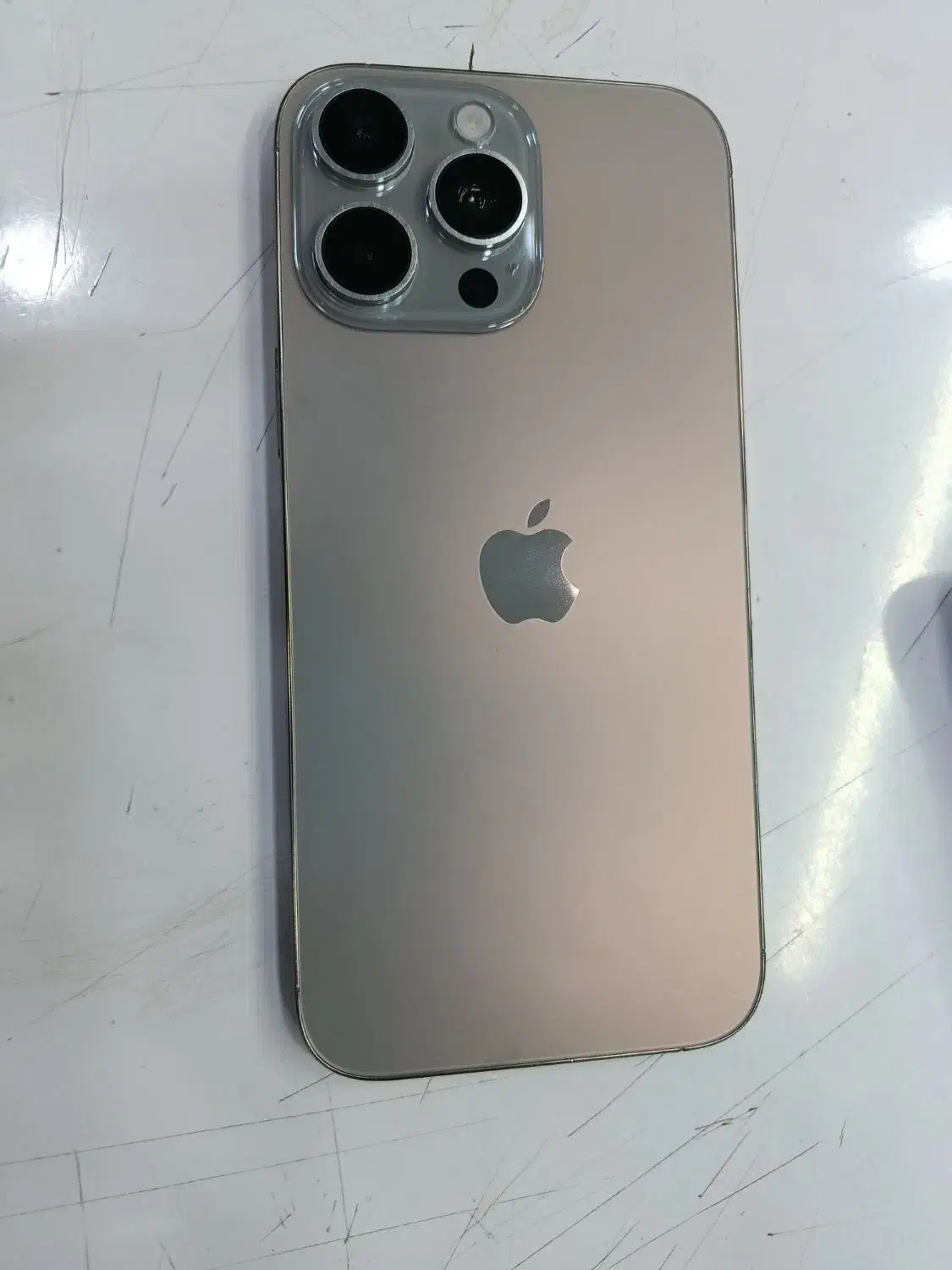 آیفون ۱۶ پرومکس فیک|موبایل|فلاورجان, |دیوار