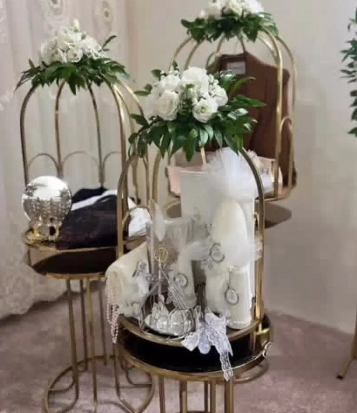 انواع گل طبیعی باکس های یلدا بله برون|گل و گیاه طبیعی|سقز, |دیوار