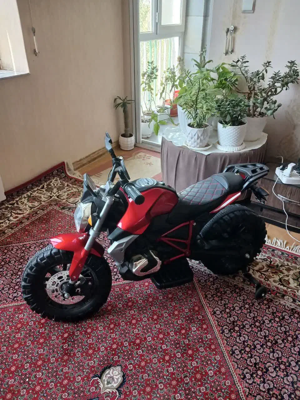 موتور شارژی|اسباب‌‌بازی|همدان, |دیوار