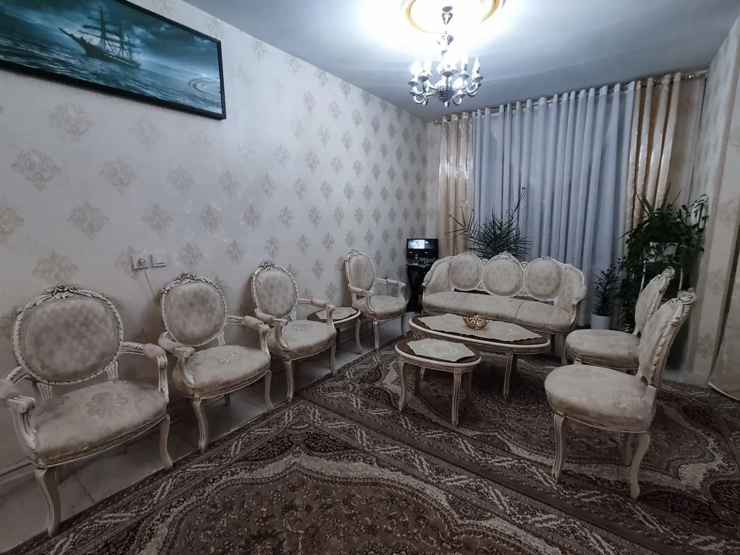 مبل استیل|مبلمان خانگی و میز عسلی|اندیشه, اندیشه فاز ۴|دیوار