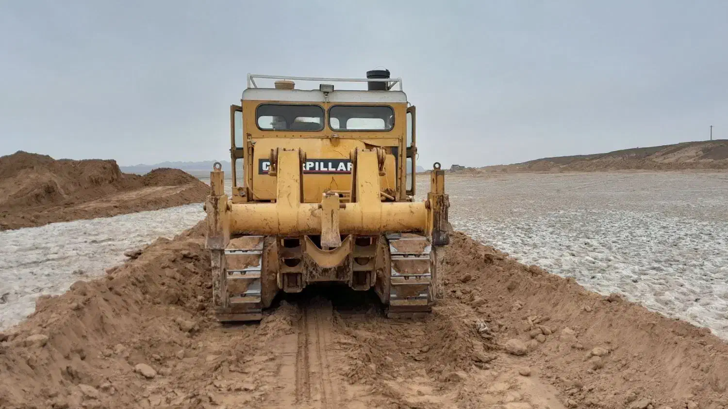 بلدوزر d7|خودرو سنگین|خور (اصفهان), |دیوار