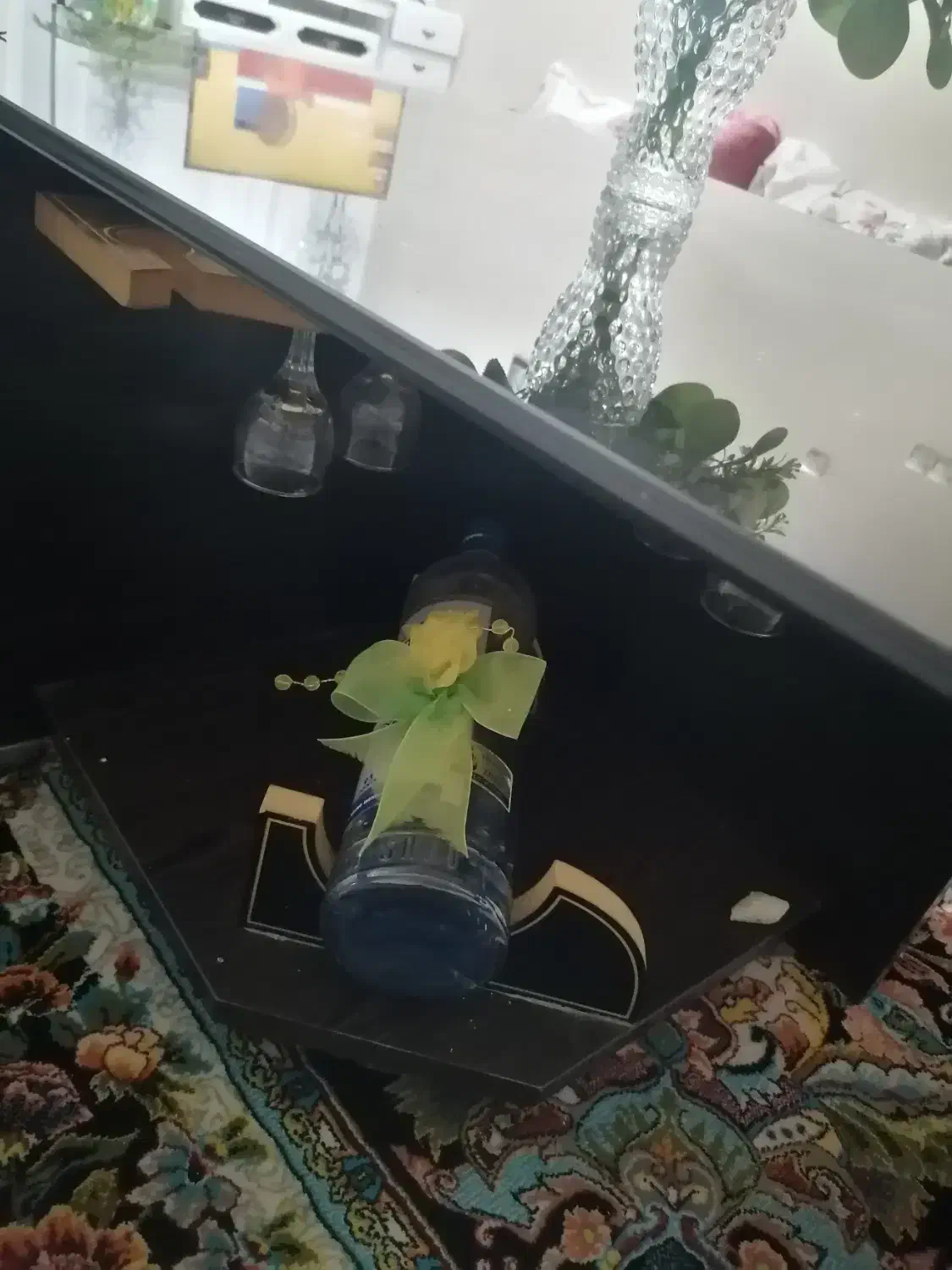 میز با سه تا گل میز|مبلمان خانگی و میز عسلی|صدرا-فارس, فاز ۱|دیوار