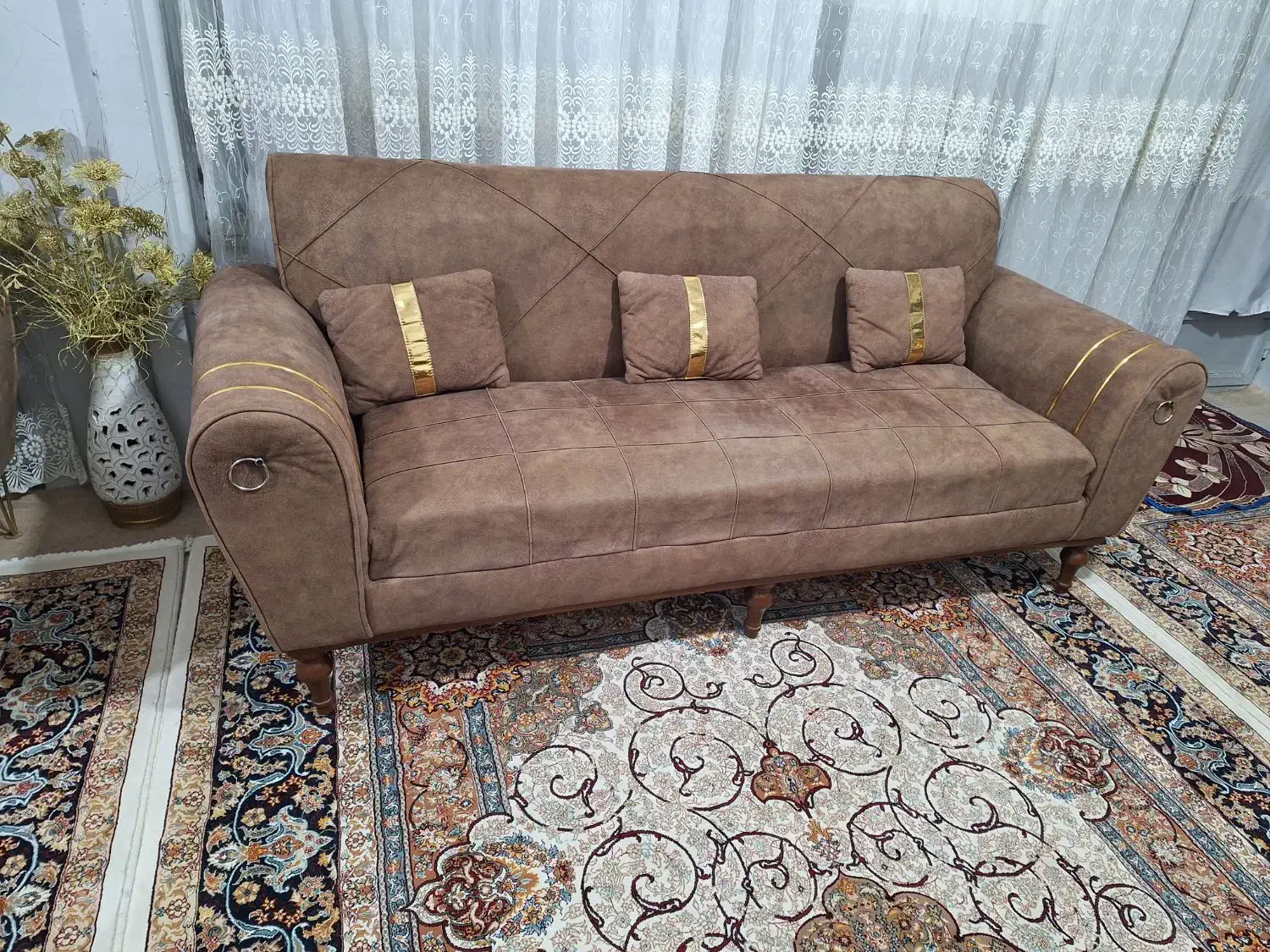 مبلهای پایه چوبی|مبلمان خانگی و میز عسلی|اسدآباد, |دیوار