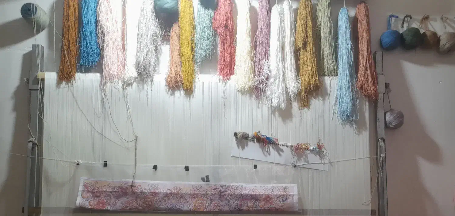 قالی نیمه کاره گلدانی خطیبی|فرش|صوفیان, |دیوار