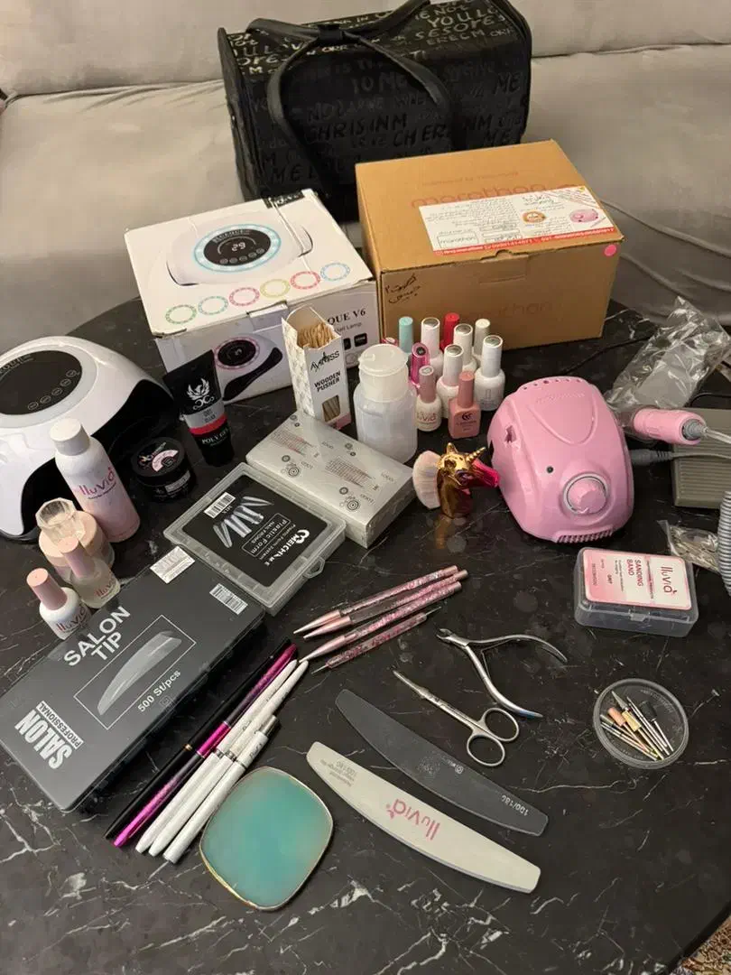 لوازم کاشت ناخن همه درجه یک و در حد نو|آرایشی، بهداشتی، درمانی|تهران, شاهین|دیوار