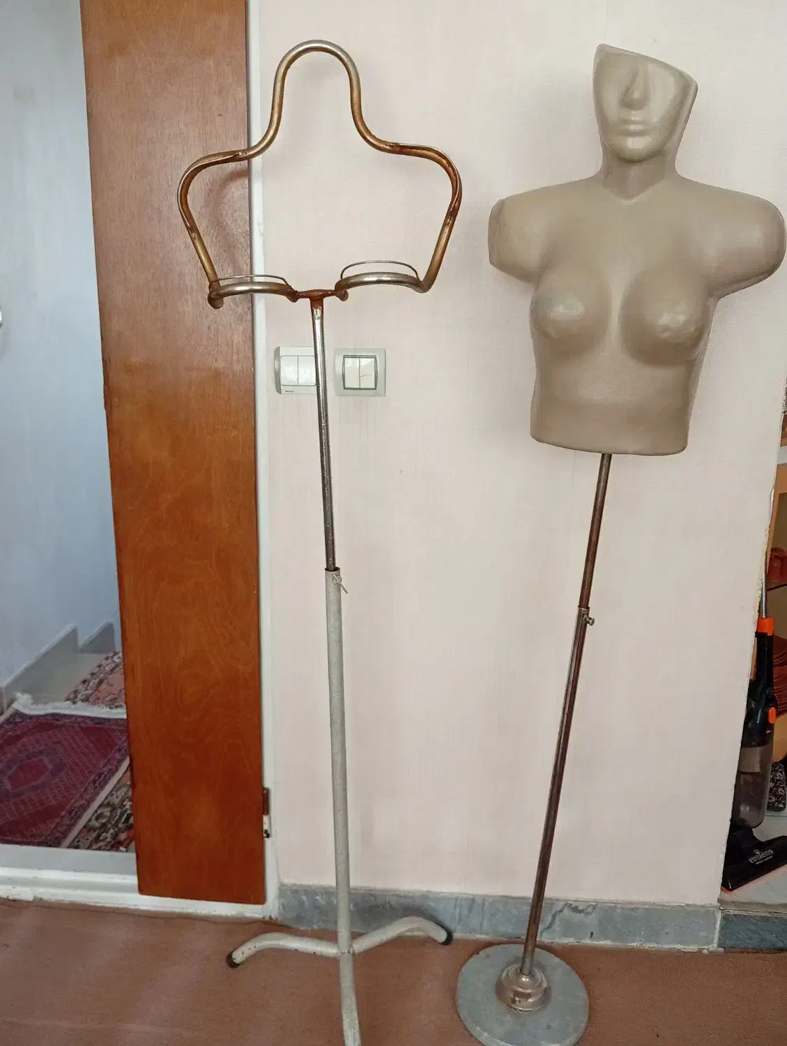 مانکن و چرخ خیاطی و سردوز پروانه|چرخ خیاطی و ریسندگی|تبریز, |دیوار