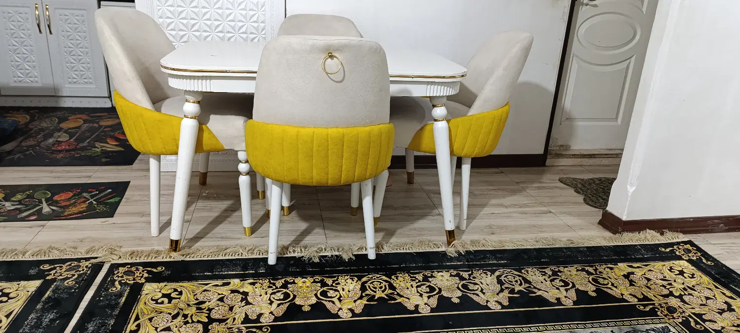 ناهار خوری ۴ نفره|میز و صندلی غذاخوری|تهران, گلچین|دیوار