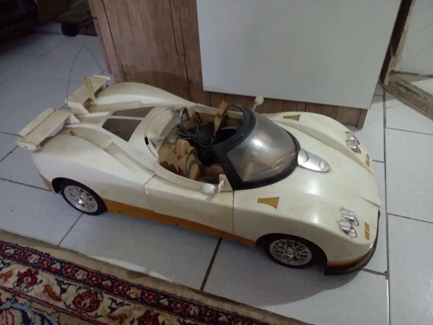 ماشین کنترلی قدیمی|اسباببازی|تهران, سازمان برنامه جنوبی|دیوار