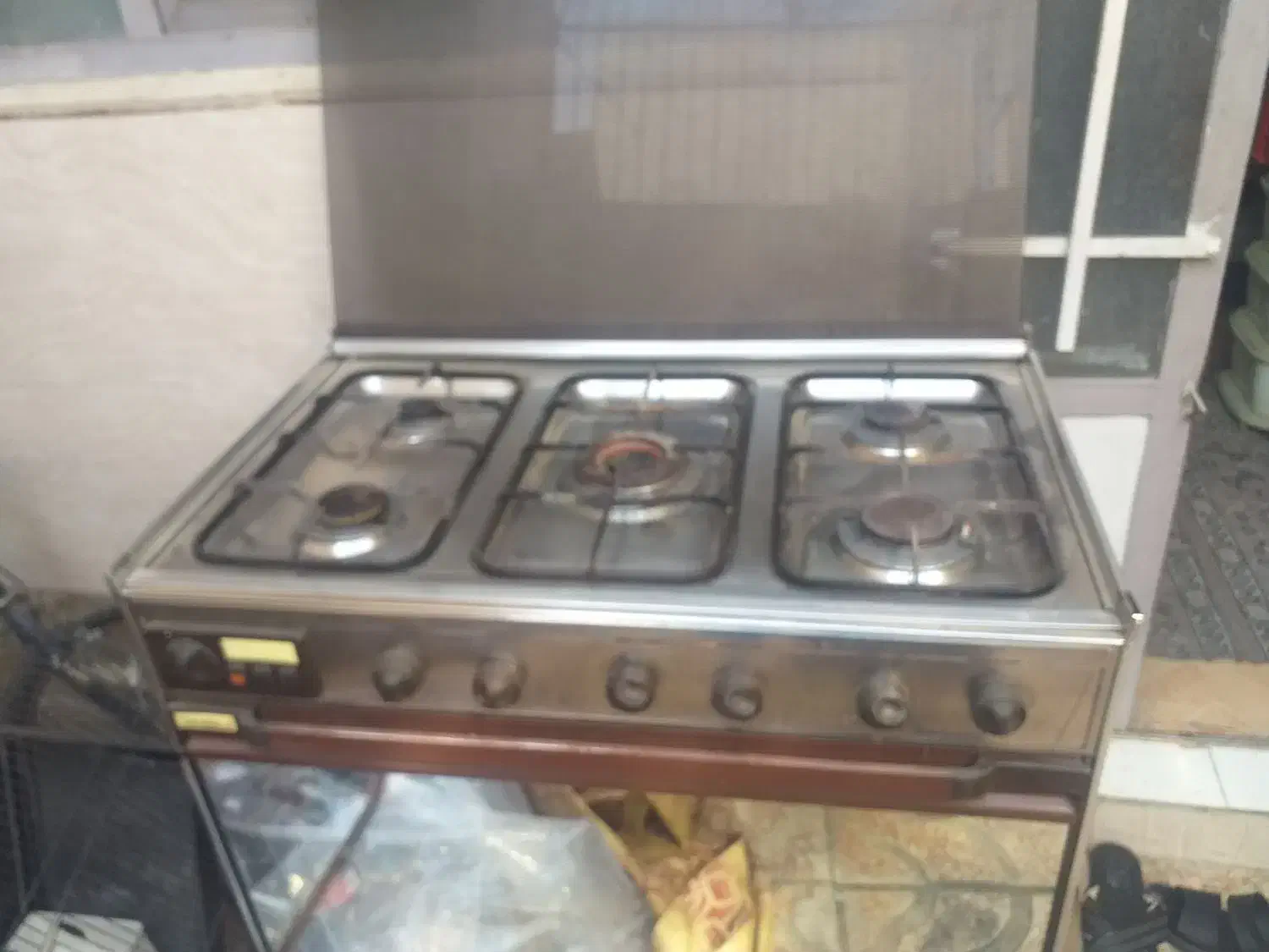 اجاق گاز فرداربه فروش میرسد|اجاق گاز و لوازم برقی پختوپز|شهریار, شهرک بهاران (ویره)|دیوار
