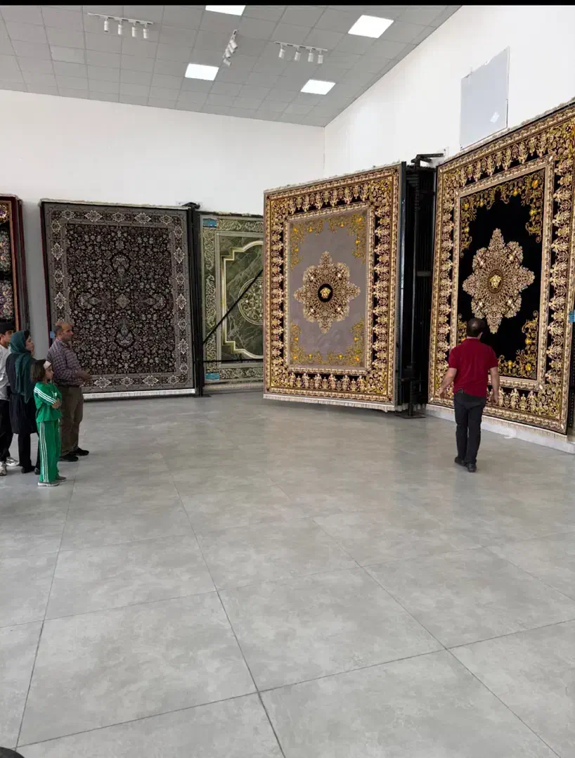 فرش ستاره کویرکاشان باماندگاری وضمانت معتبر|فرش|شیراز, لاله|دیوار