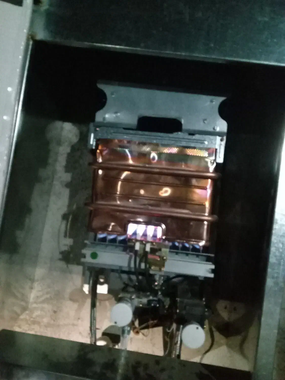 نصبسرویساسپیلتابگرمکنوپکیج|خدمات پیشه و مهارت|بم, |دیوار