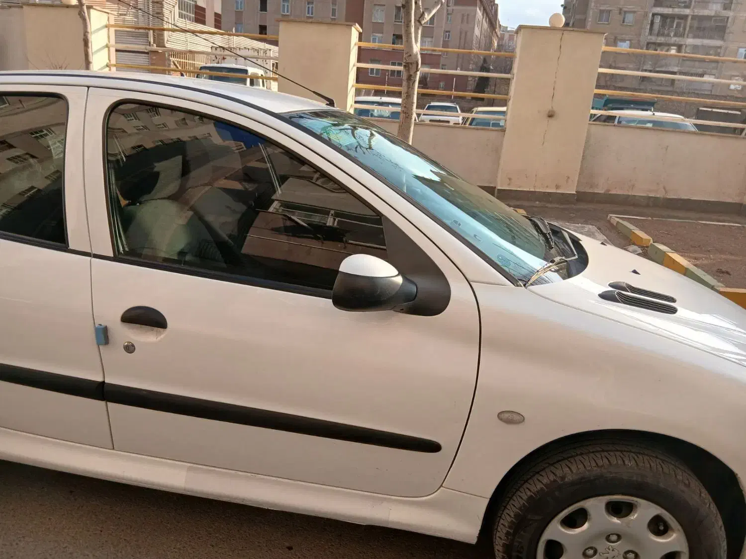 ماشین ۲۰۶ اس دی|خودرو سواری و وانت|اراک, |دیوار