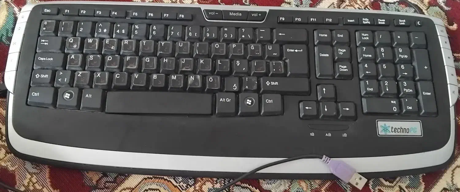 کیبورد مدلtechno|قطعات و لوازم جانبی رایانه|کوچصفهان, |دیوار