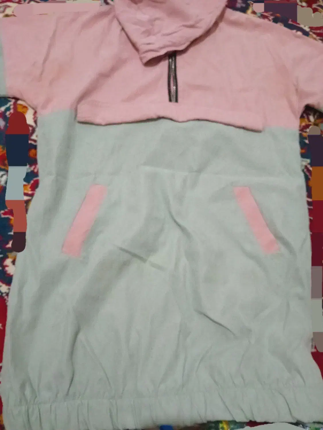 هودی|لباس|چناران, |دیوار