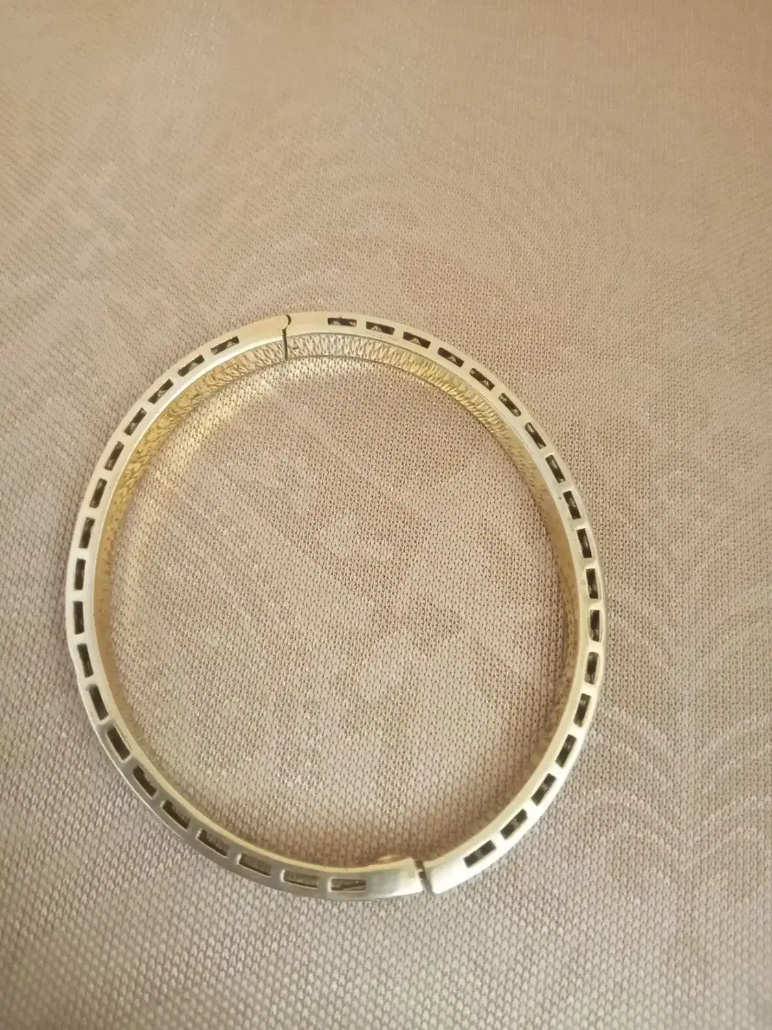 مدال نقره با سنک زمرد زیبا دستبند گردنی|جواهرات|تبریز, |دیوار