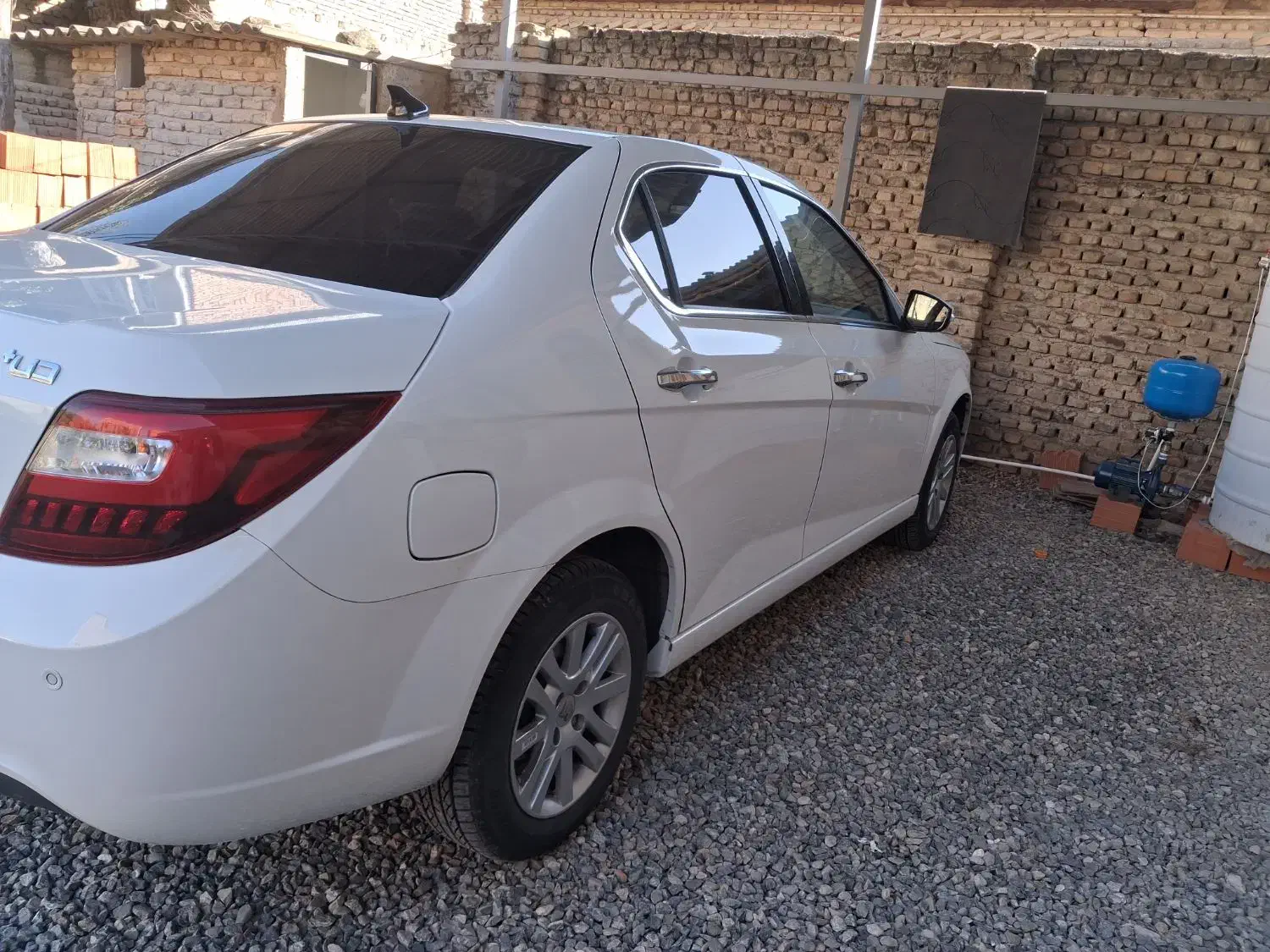 دنا ۴۰۴ ۶دنده با رینگ|خودرو سواری و وانت|گرگان, |دیوار