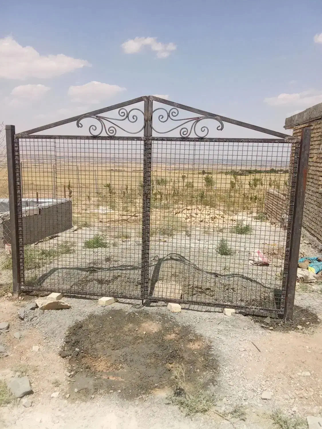 تولیدکننده فنس بادستگاه اتوماتیک ونصب|مصالح و تجهیزات ساختمان|بهار, |دیوار