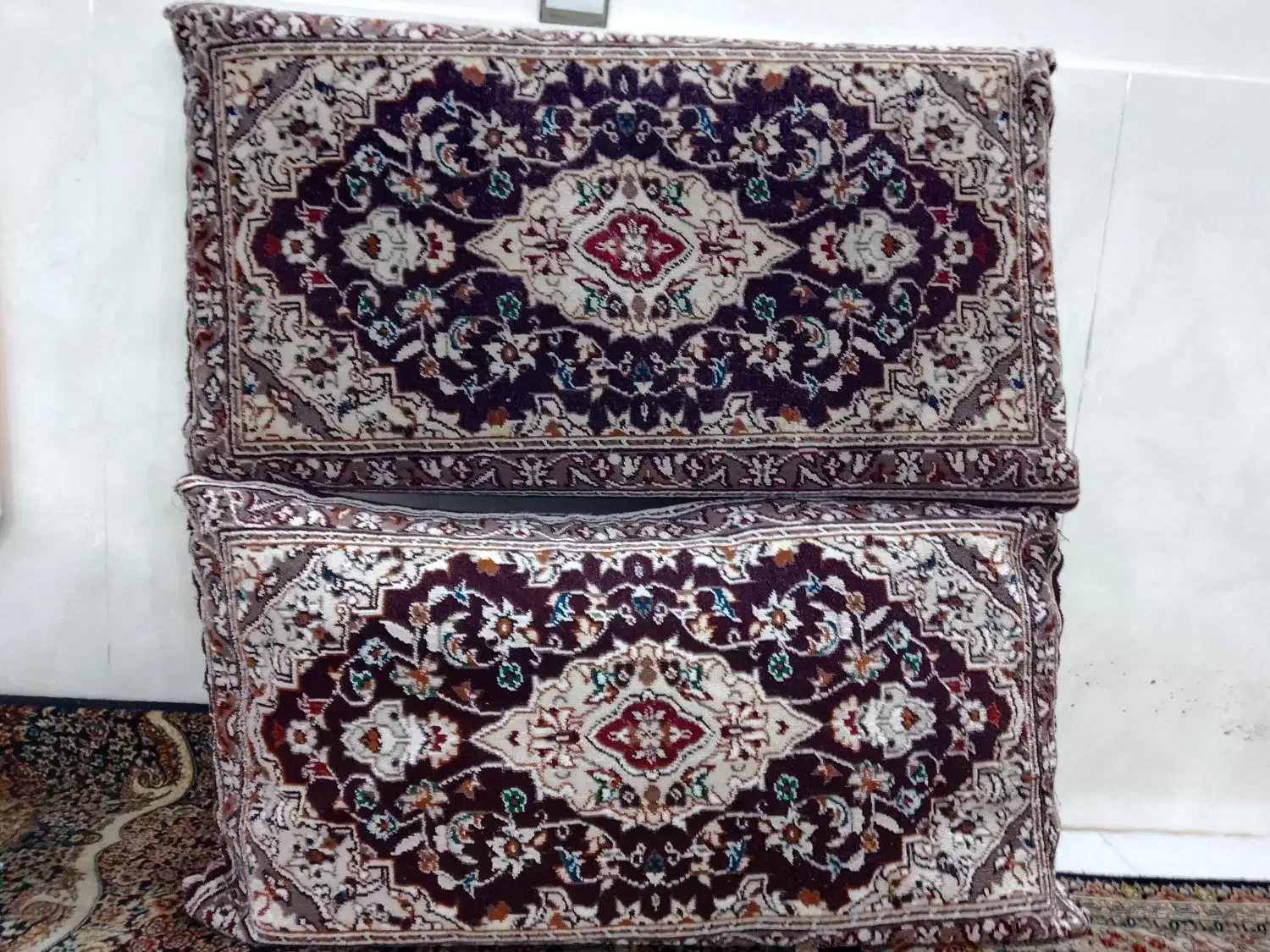 پشتی|پشتی|مشهد, بلال|دیوار